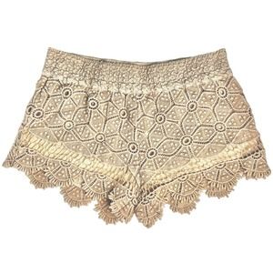 Ecote Cream Crochet Lace Scalloped Hem Shorts